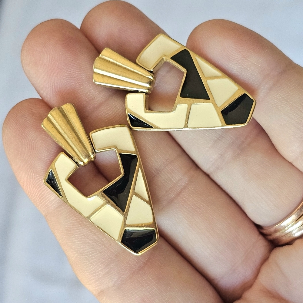 Crown Trifari Enamel Earrings SIGNED Retro Modern MCM Geometric